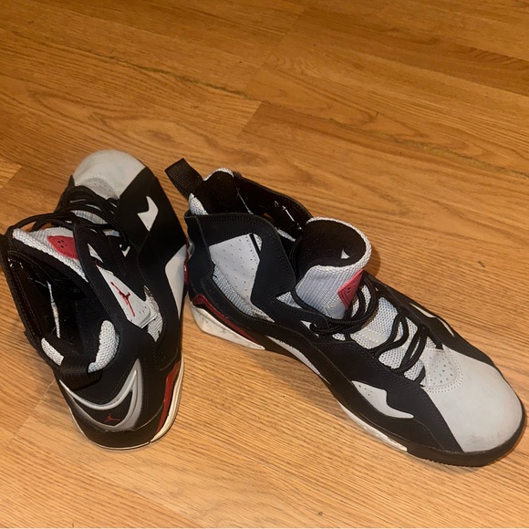 Jordan Men’s Shoes - Picture 3 of 3